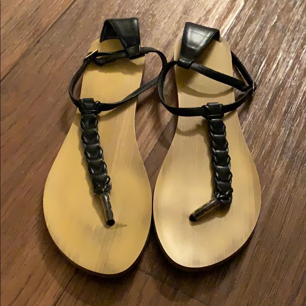 Women’s sandals